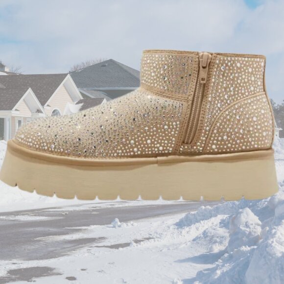 NWT - Wild Fable Missy Memory Foam Platform Bootie Rhinestone Embellishments - 8 - Picture 5 of 7